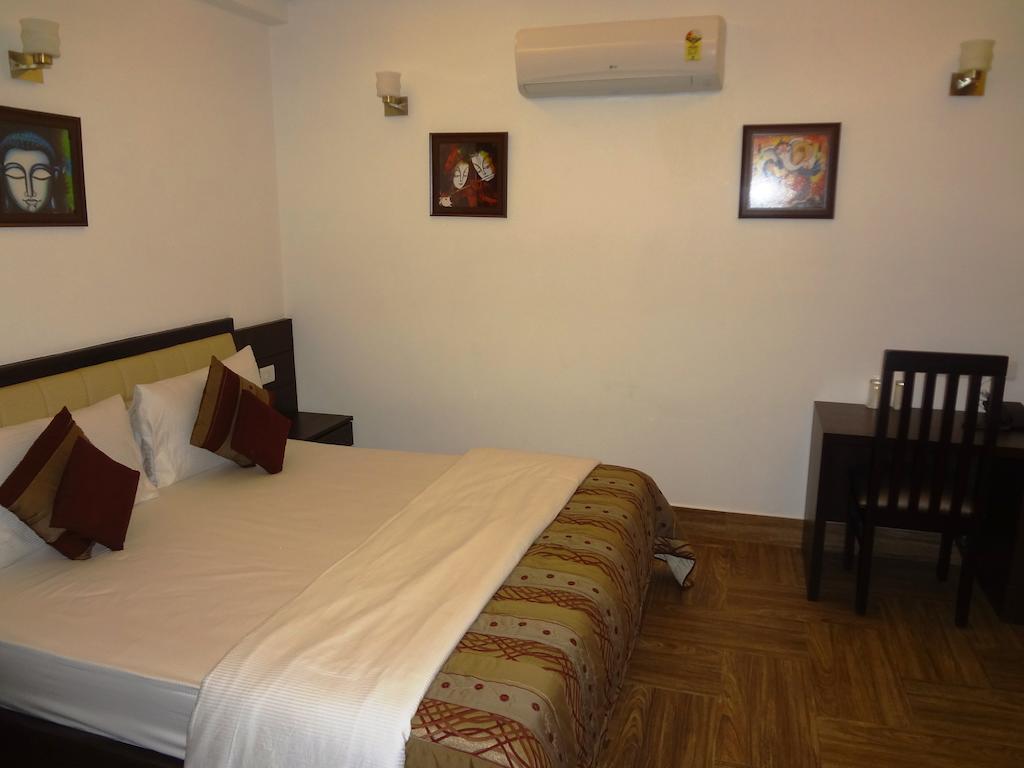 Rr Residency Hotel Delhi  Bagian luar foto